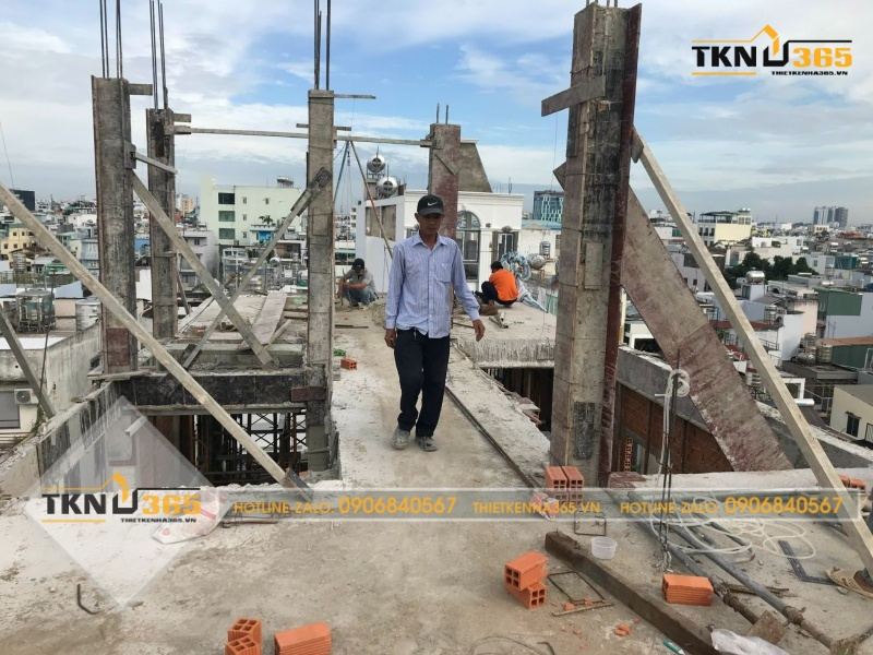 Nhà thầu uy tín là một yếu tố quan trọng quyết định chất lượng công trình nhà hộp 1 tầng của bạn