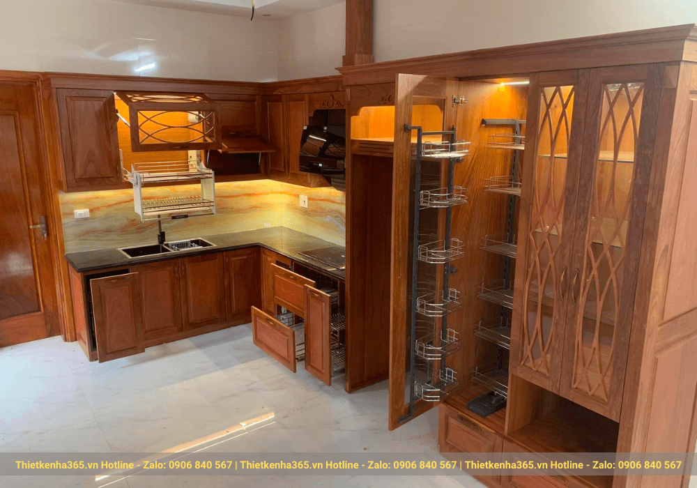 Nội thất phòng bếp gam màu gỗ sang trọng