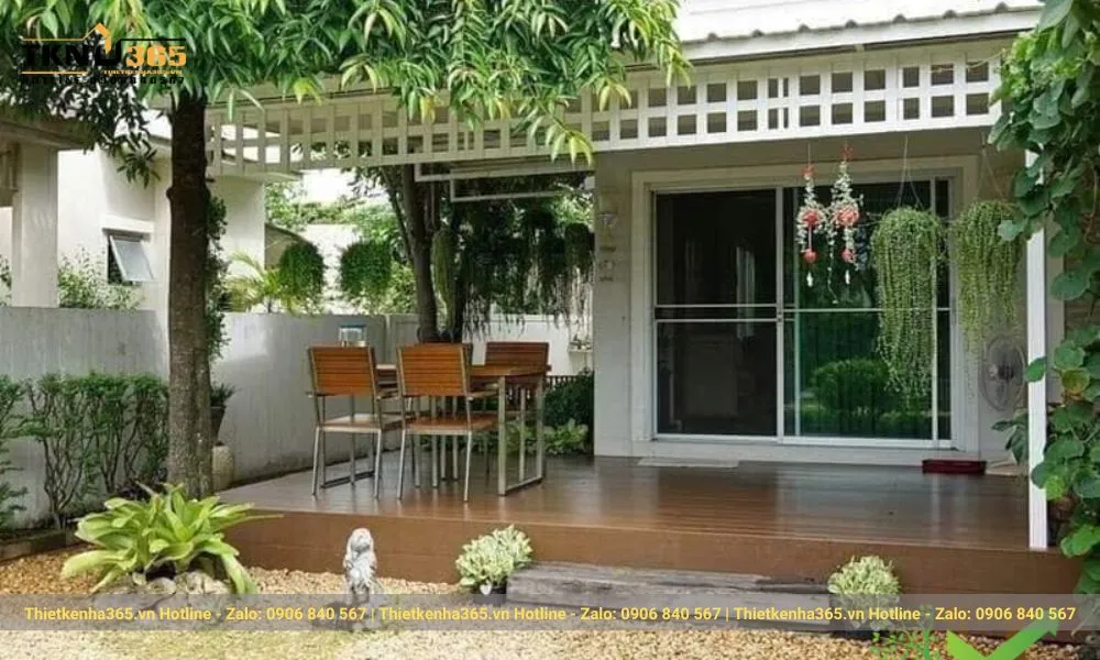 Nhà cấp 4 có giàn hoa tươi