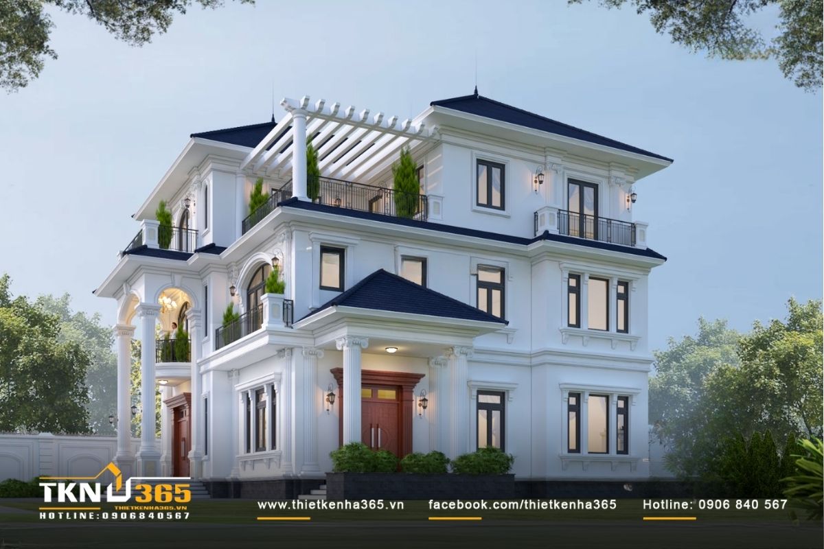 Trồng cây xanh xung quanh sân nhà tạo ra một không gian tươi mát, lý tưởng cho việc thư giãn