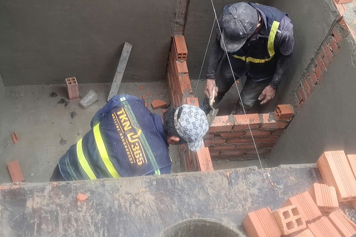 Thiết kế mất 2-3 tuần, thi công 3-5 tháng tùy diện tích, đảm bảo tiến độ nhanh tại Quận 10.