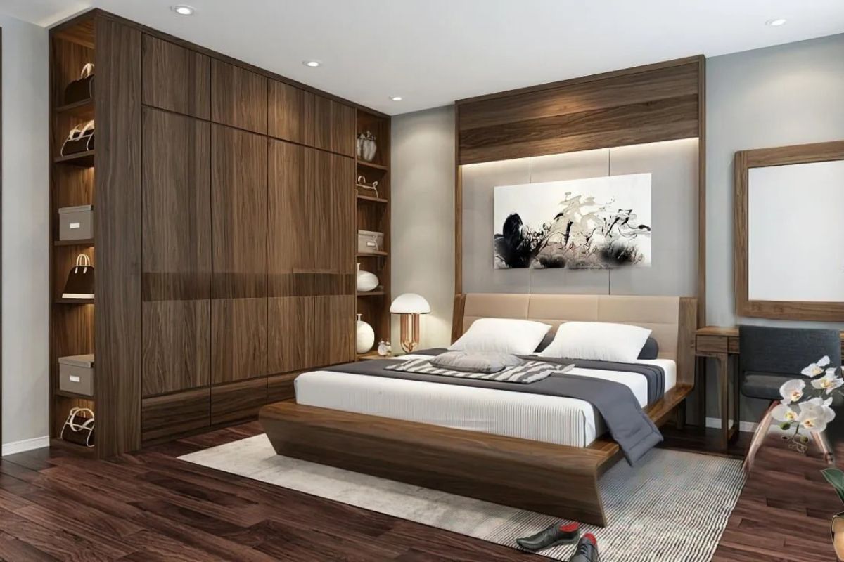 Tủ quần áo kịch trần bằng gỗ tự nhiên với vân gỗ sang trọng, kết hợp kệ mở hai bên tạo điểm nhấn tinh tế cho phòng ngủ