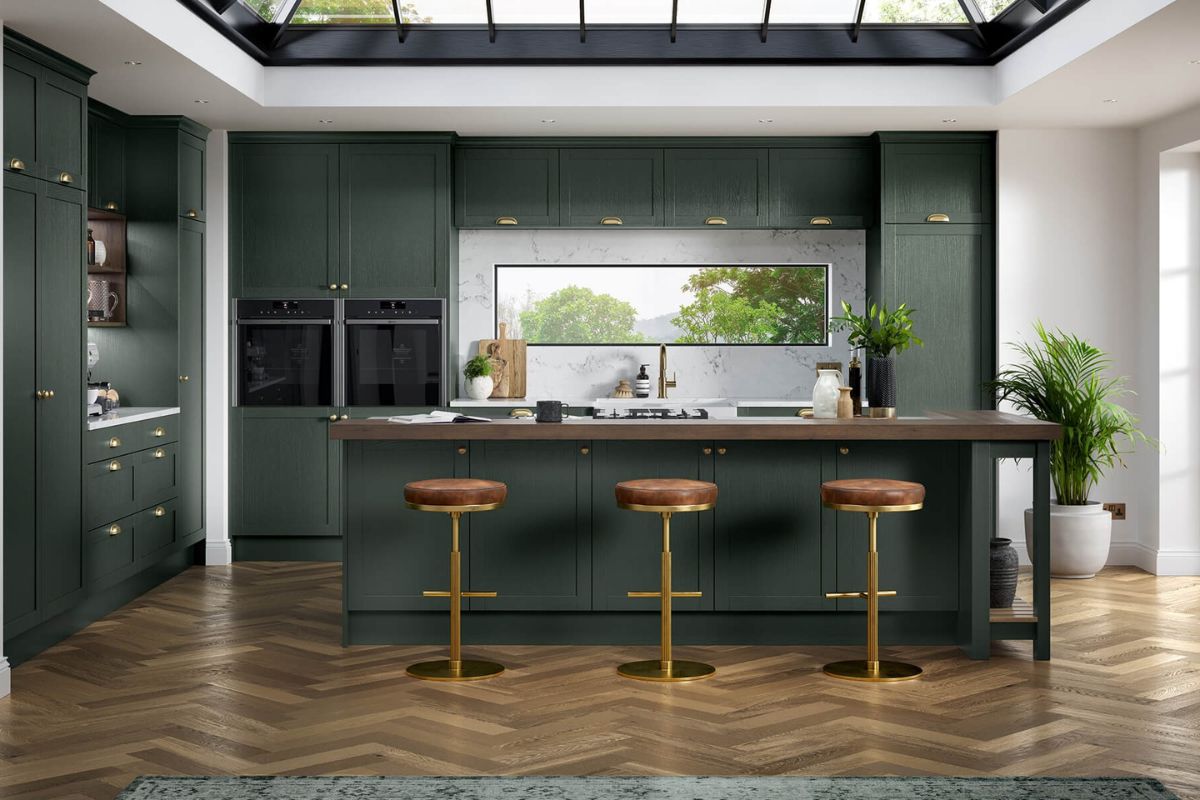 Xác định hướng nhà bếp theo phong thủy nên dựa vào tuổi mệnh của người giữ vai trò trụ cột trong gia đình (Ảnh: Sưu tầm)