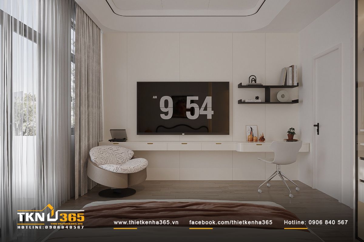 Cạnh cửa kính lớn là bàn làm việc nhỏ - góc riêng tư ngập nắng sớm